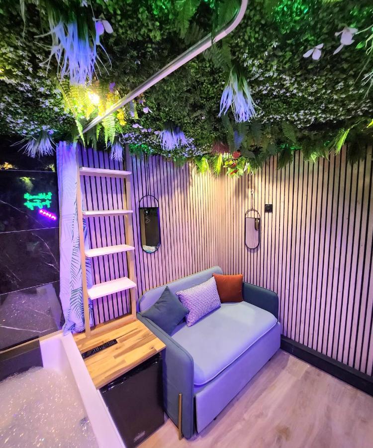 Jungle House Avec Jacuzzi A 10 Min De Disneyland -Taille Chambre- Conde-Sainte-Libiaire Eksteriør bilde