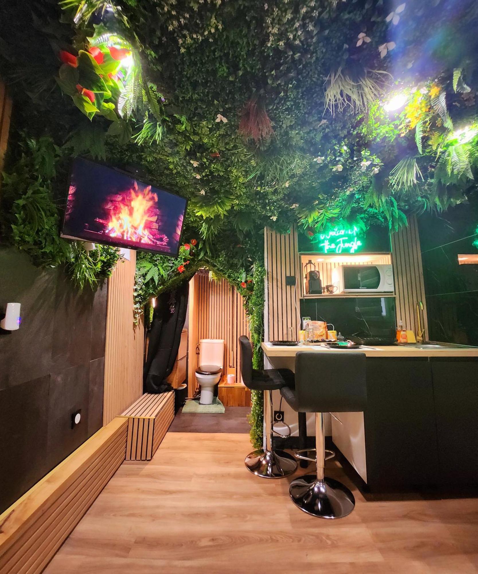 Jungle House Avec Jacuzzi A 10 Min De Disneyland -Taille Chambre- Conde-Sainte-Libiaire Eksteriør bilde